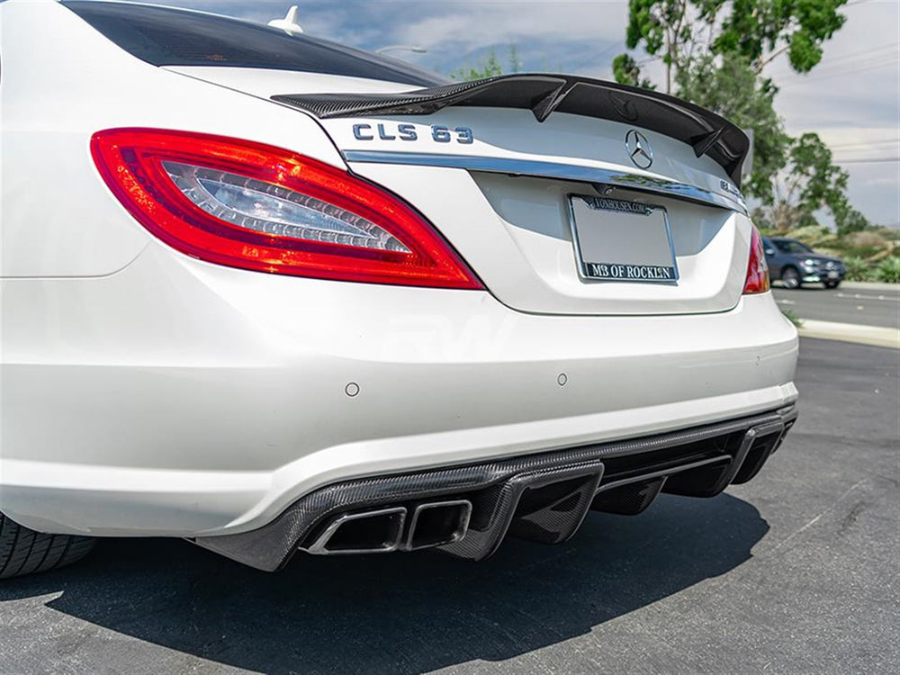 Renn Style Carbon Fiber Rear Diffuser