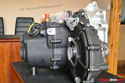 6-Speed Sequential Gearbox with Limited-Slip Differential