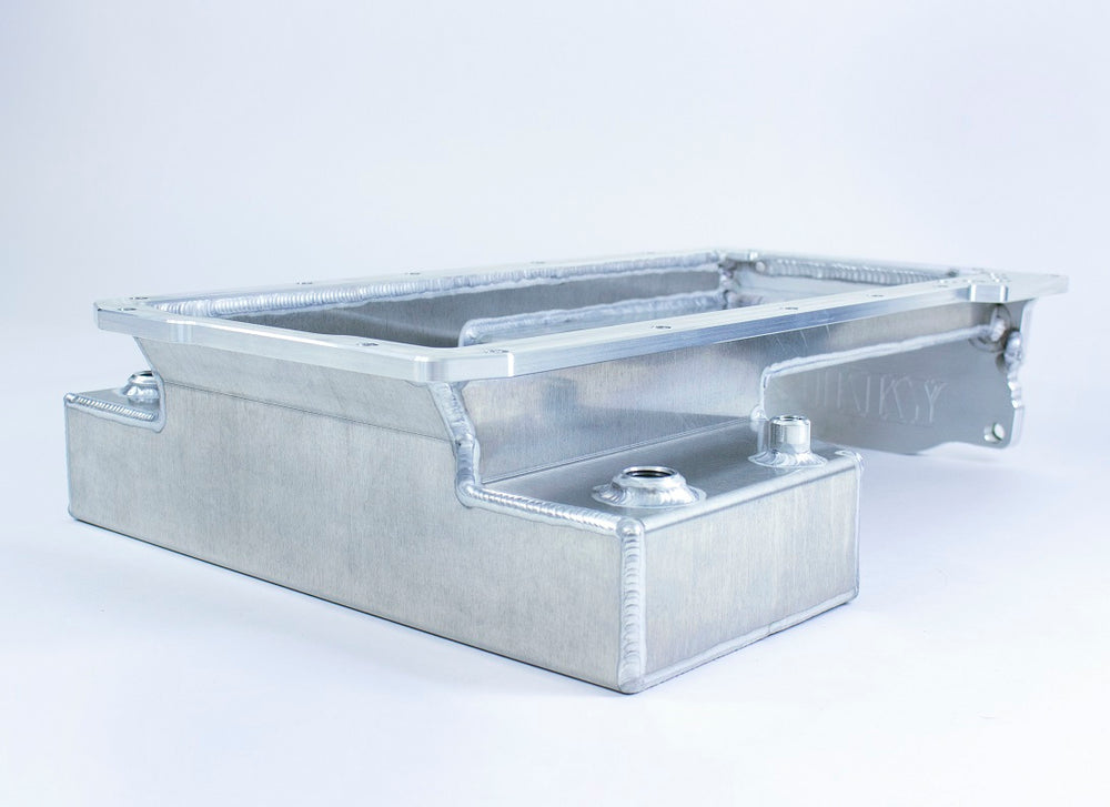 6.8-Quart High Capacity Oil Pan