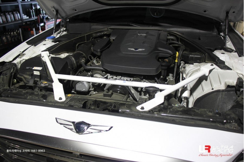Ultra Racing 4-Point Steel Front Bar