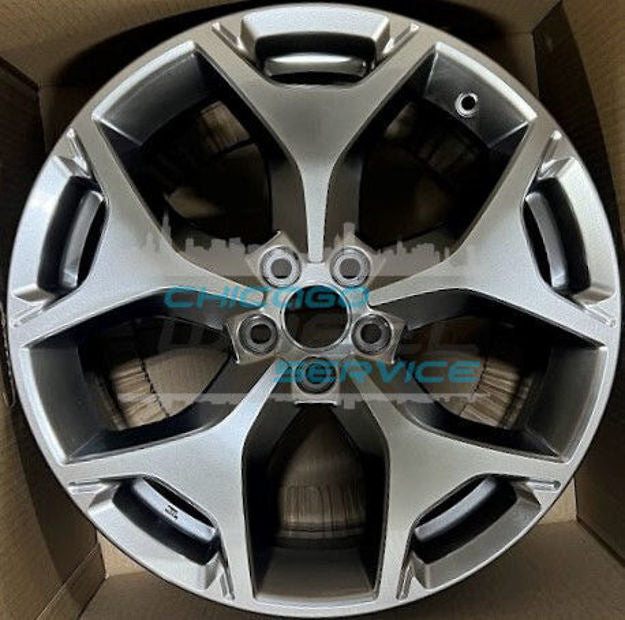 18x7.5 Y-Spoke Hyper Silver Aluminum Wheel