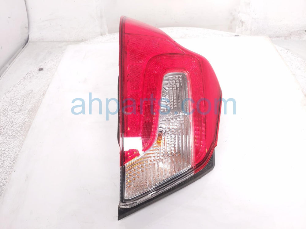 Rear Left Tail Light Assembly