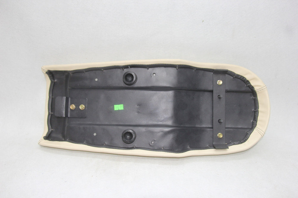 22-Inch Brat Style Motorcycle Seat, Cream Diamond Stitching