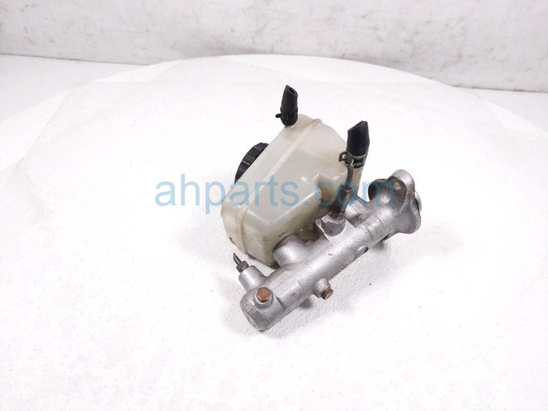 Master Cylinder