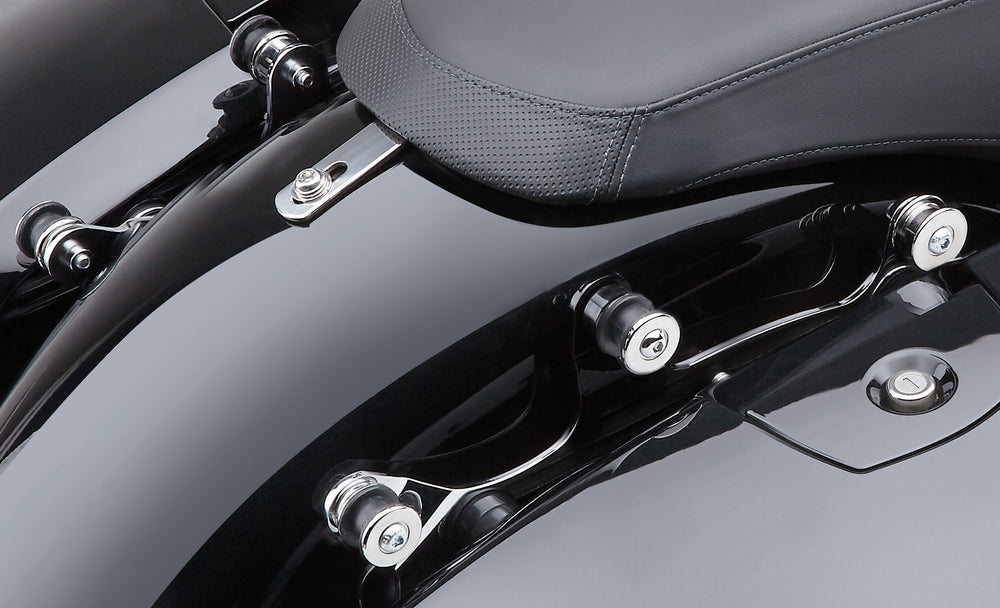 BACKREST DOCKING KIT CHROME CHIEFTAIN 14-25