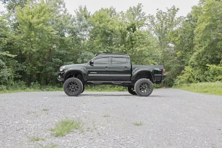 1x 1746BOX2 1x 1747BOX4 1x 1749BOX2 1x 501080 1x 1746BOX1 6 Inch Lift Kit N3 Struts Toyota Tacoma 2WD 4WD (2005-2015)