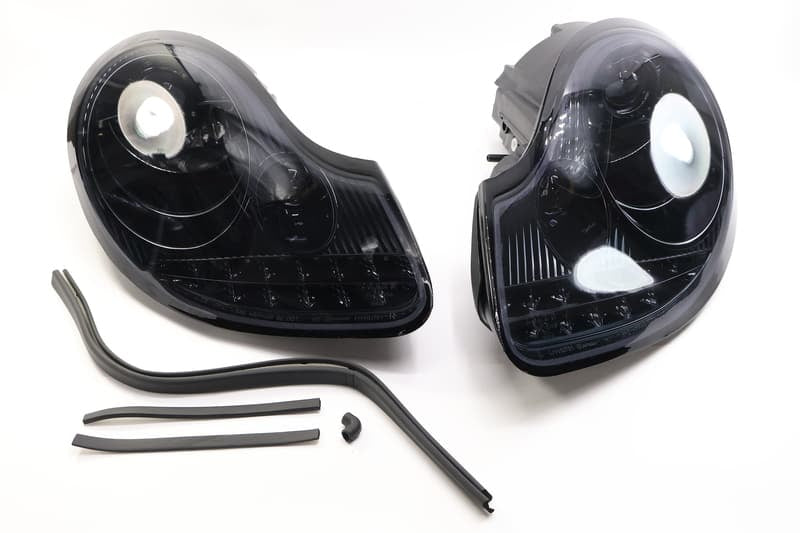 PROJECTOR HEADLIGHT- GLOSSY BLACK W
