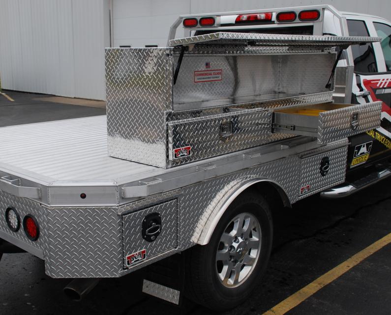 60INX20INX24IN HIGH CAPACITY STAKE BED CONTRACTOR TOPSIDER W/DOORS COMM CLASS