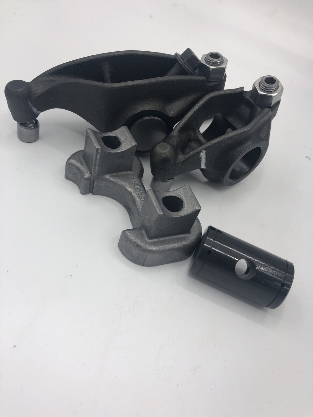 ~(12 lbs. 10X8X4)~ cummins 99-present 24v High performance OE style rocker arms with bushings