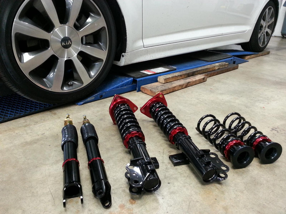 Megan EZII Street Series Coilover Damper Kit Hyundai Genesis 4dr 09-13