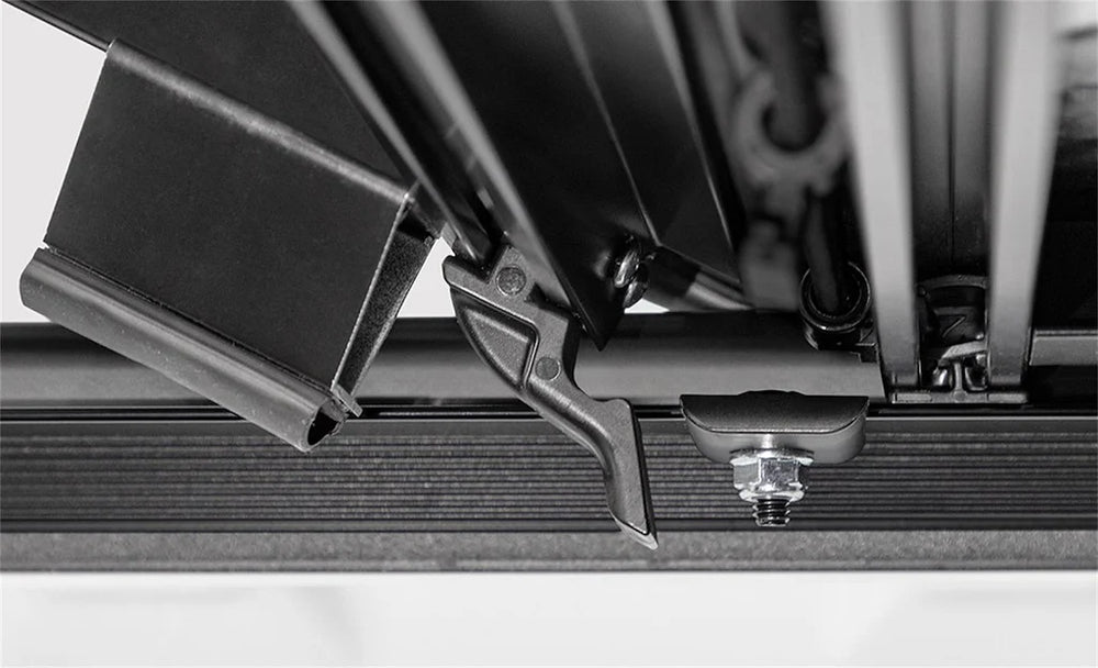 19C RAM 1500 (W/ RAMBOX CARGO MGT SYSTEM) 5.7 LOMAX FOLDING TONNEAU COVER