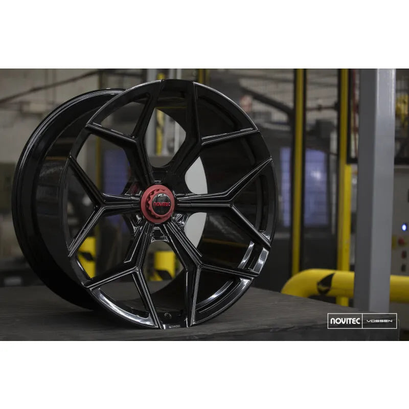 Vossen black auto part