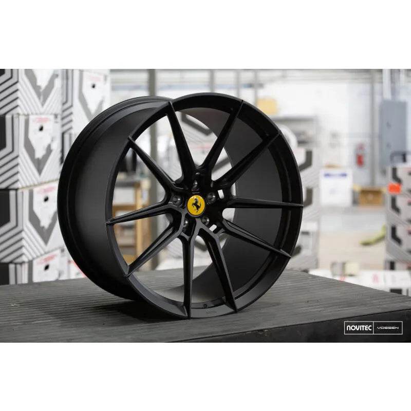 Vossen black auto part
