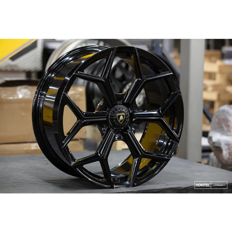 Vossen black auto part