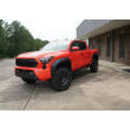 Superlift leveling kit close-up
